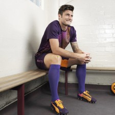 足彩网：奥莱狂潮席卷南美，智利巴勒斯坦人俱乐部球衣销售两年激增四倍，文化认同引爆市场