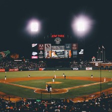 体育足彩网_狄龙迎爆发季？近五战场均25分2.2抢断，命中率超五成显生涯巅峰