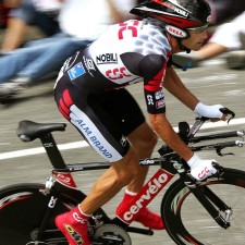 中国竞彩网-高丰文春晚双舞台铭记历史 豪迈宣言永恒激励体育魂